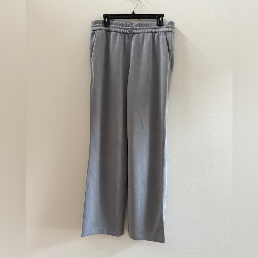 lululemon athletica Straight Leg Pants in Light Gray